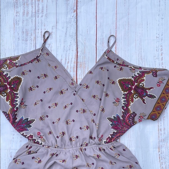 Astr Lavender and Pink Floral Top - Picture 7 of 7